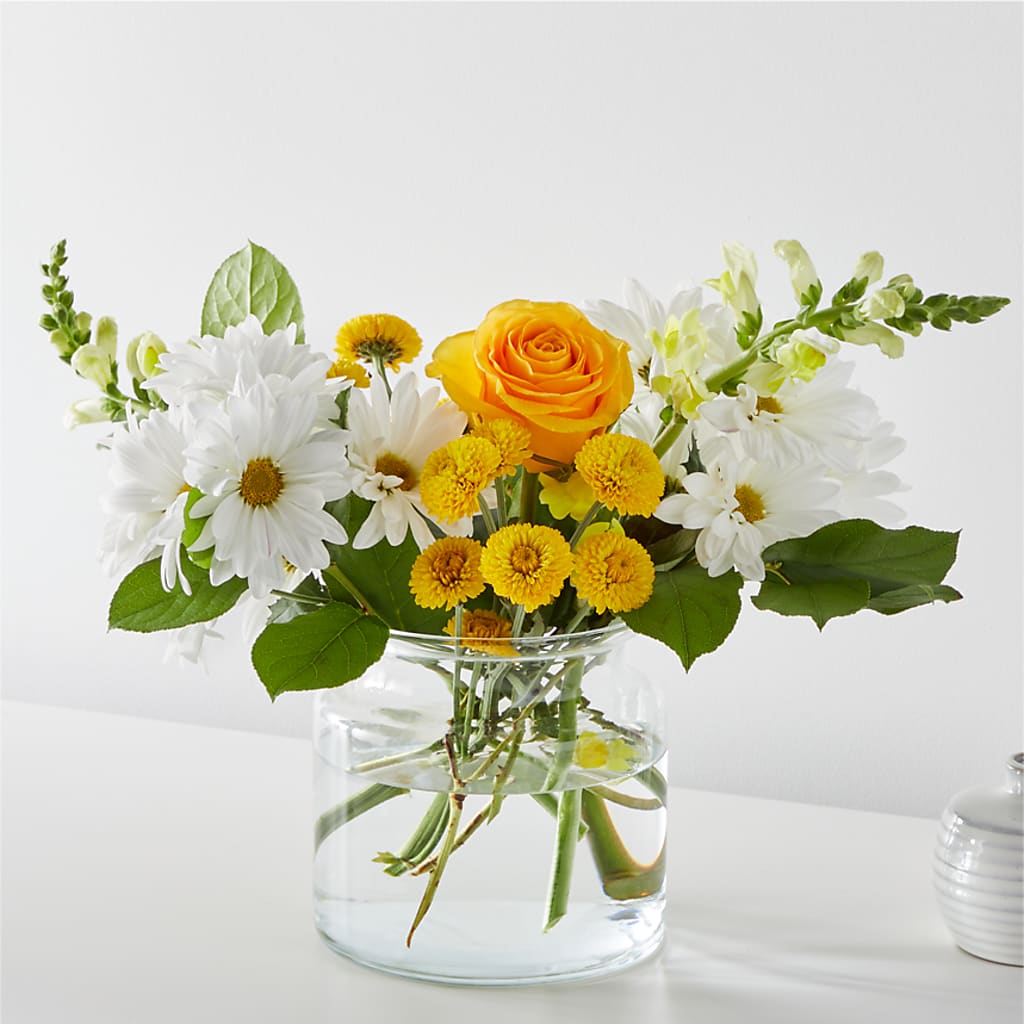Sun Salutation Bouquet – Coatesville Flower Shop, Coatesville PA