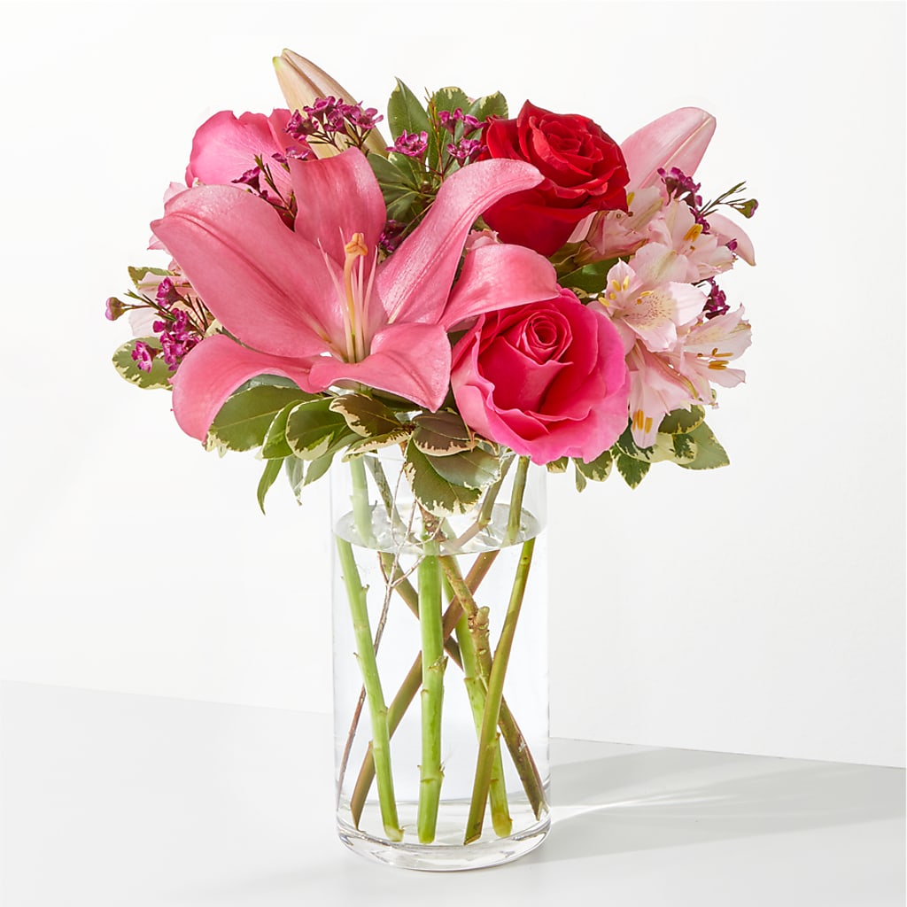 Lucky in Love Bouquet – Coatesville Flower Shop, Coatesville PA