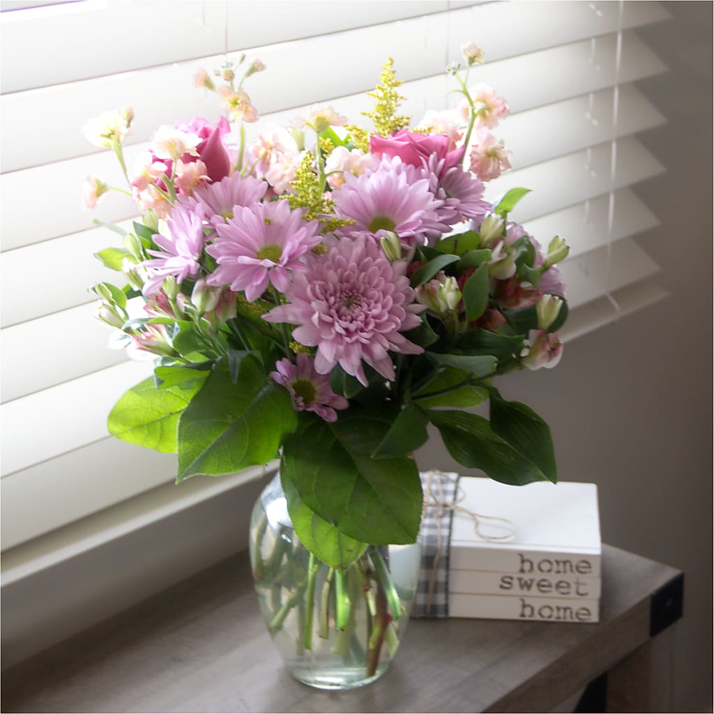 Pastel Tradition - A Florist Original –  Coatesville Flower Shop, Coatesville PA