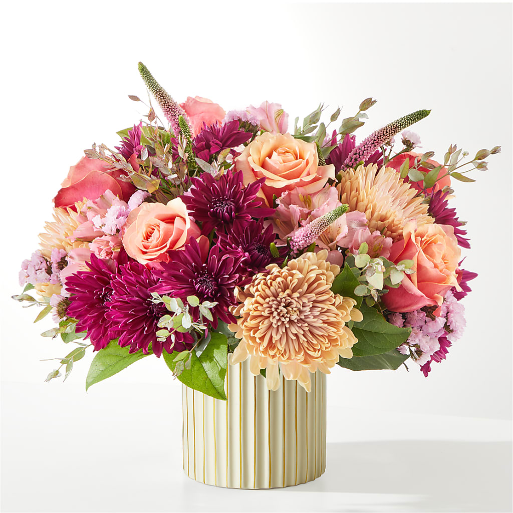 Berry Cobbler Bouquet with Ivory Vase –  Coatesville Flower Shop, Coatesville PA