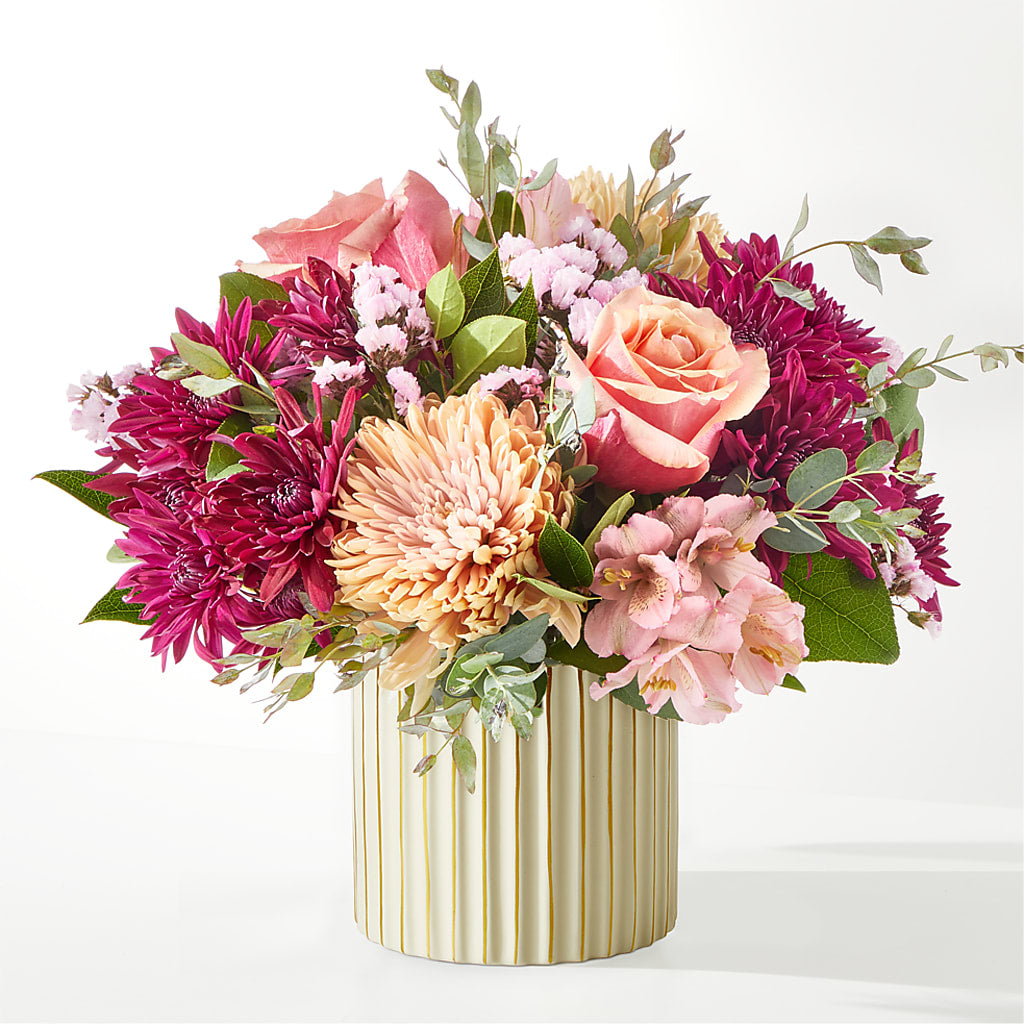 Berry Cobbler Bouquet with Ivory Vase –  Coatesville Flower Shop, Coatesville PA