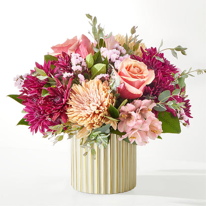 Berry Cobbler Bouquet with Ivory Vase –  Coatesville Flower Shop, Coatesville PA